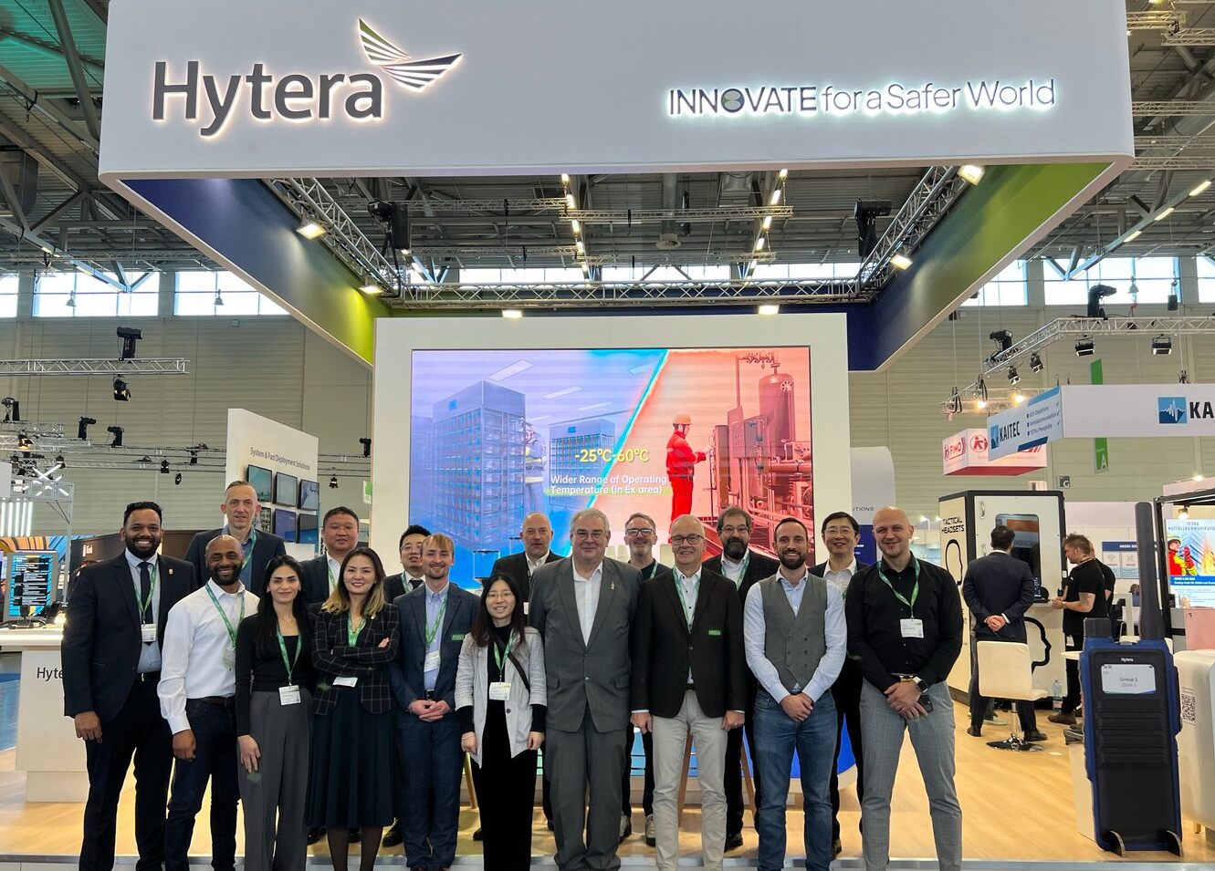 Cologne, Germany - November 26, 2024 – Hytera Communications Germany, a leading global provider of professional communications technologies and solutions, showcased new products under the theme ‘Innovate for a Safer World’ at this year’s PMRExpo 2024, launching the eagerly awaited DS-6250S SDR base station, the P5 Series POC radios, and the SC780 Body worn camera.