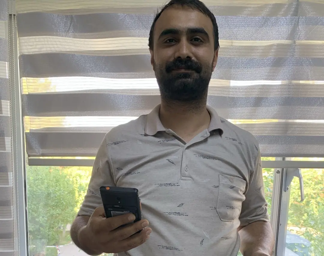 Hytera's PNC550 PoC terminal has enabled Turkish electricity distributor DEDAŞ to overcome coverage issues, reduce device and service costs, and greatly improve the efficiency of meter readings thanks to a bespoke smart